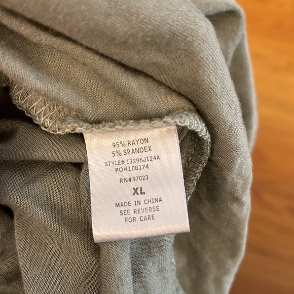 Cute Tank Top - Picture 4 of 4